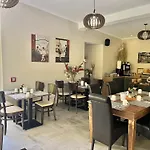 Le Petit Palais - Hotel/pension Szálloda 3*