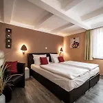 Le Petit Palais - Hotel/pension Szálloda 3*