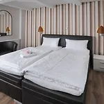 Le Petit Palais - Hotel/pension Szálloda Bad Suderode