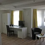 Le Petit Palais - Hotel/pension Szálloda Bad Suderode