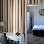 Le Petit Palais - Hotel/pension Szálloda