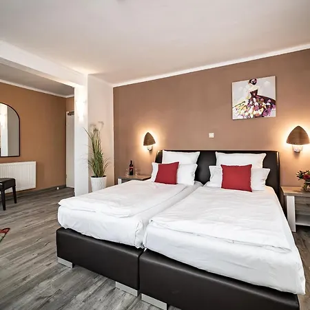 Le Petit Palais - Hotel/pension