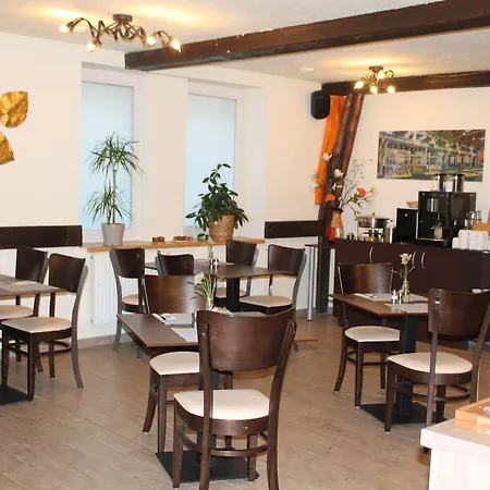 Le Petit Palais - Hotel/pension Отель Бад-Судероде