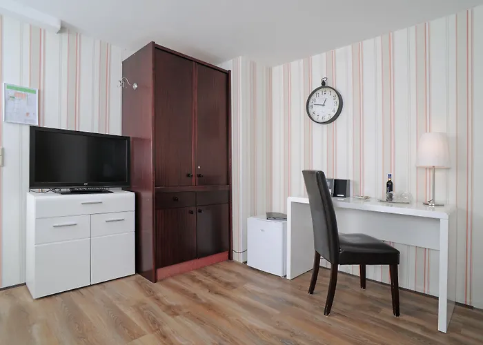 Le Petit Palais - Hotel/pension